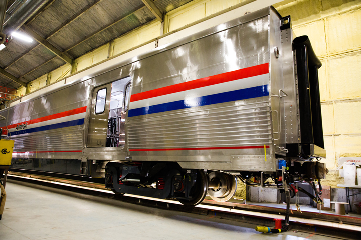 amtrak luggage