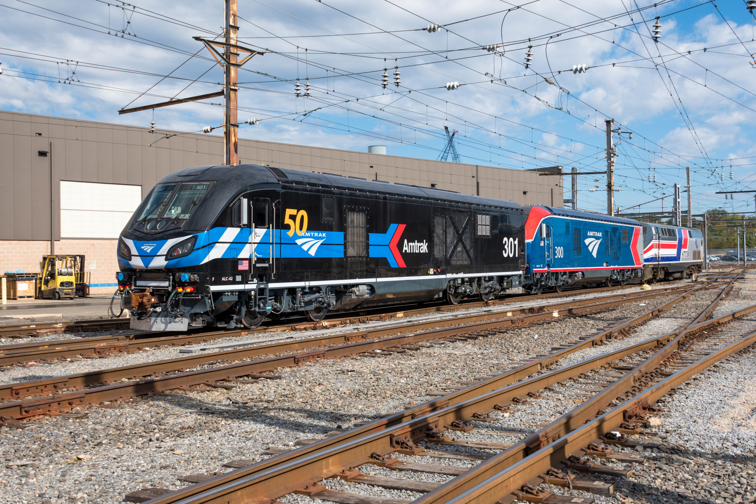 Amtrak Fiscal Year 2021: Amidst Continuing Coronavirus Pandemic, Grew  Ridership and Revenue and Introduced New Projects and Initiatives for the  Future - Amtrak Media