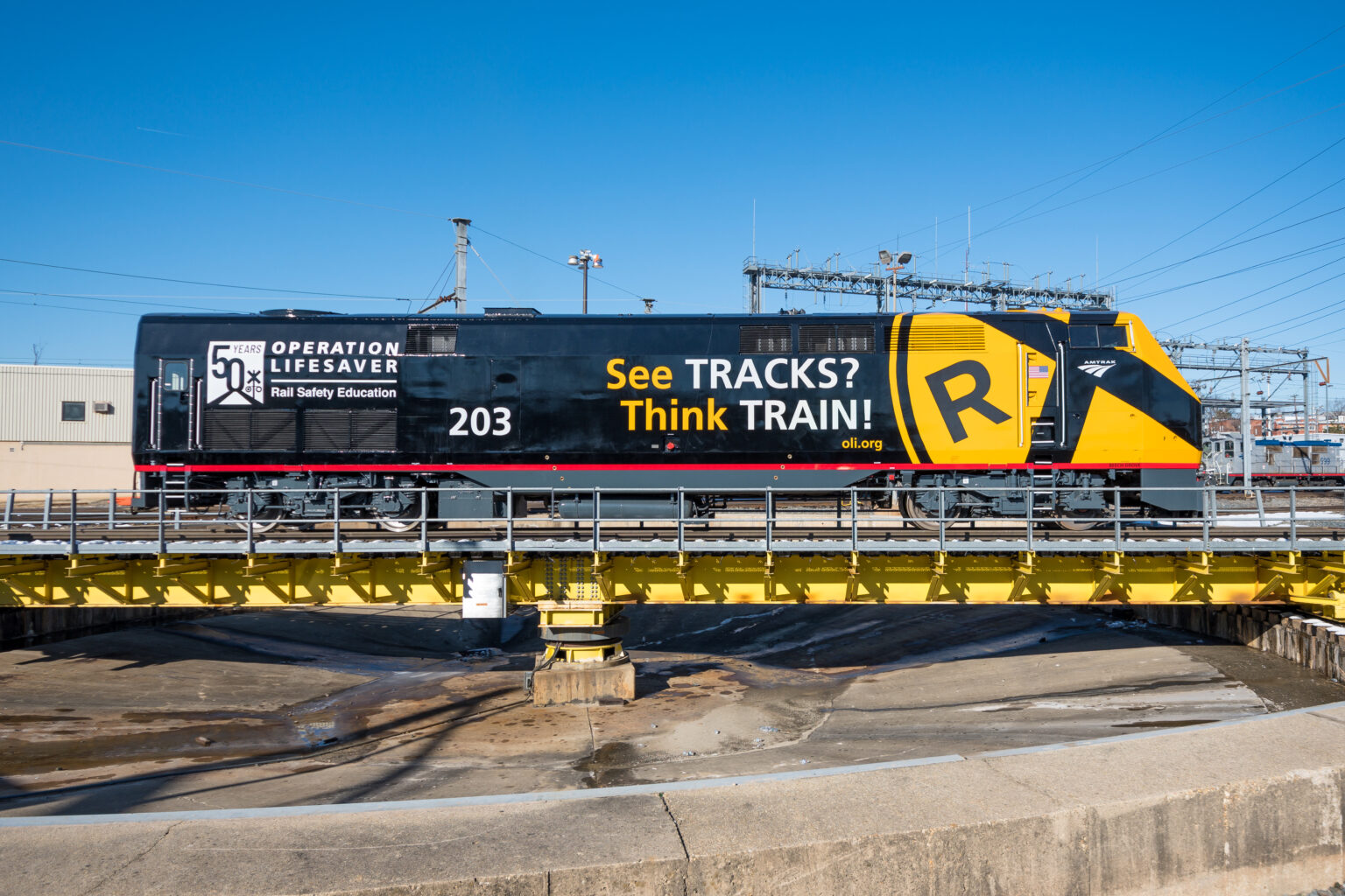 203 OL P42 Hi Res-M.Donnelly-2388 - Amtrak Media