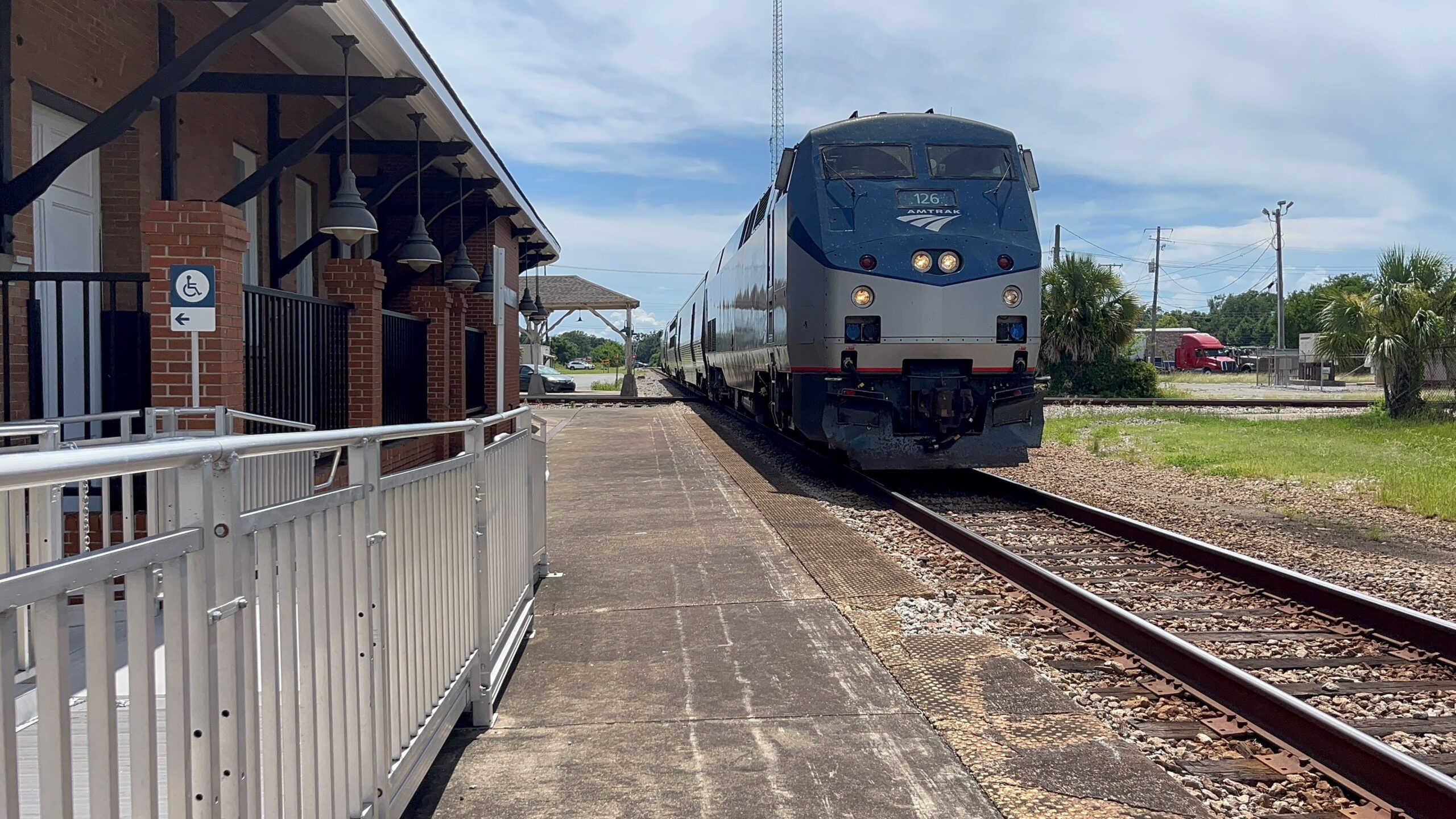 media.amtrak.com