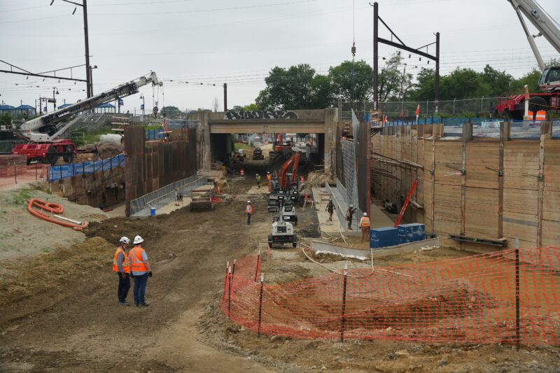 Reconstruction of the railroad bridge over West Mulberry St