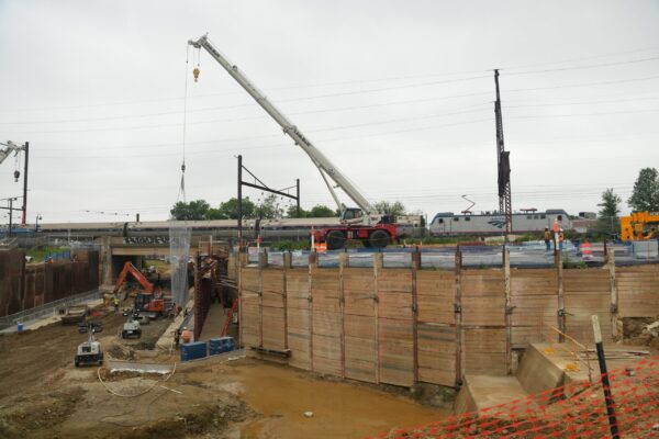 reconstruction of the railroad bridge over West Mulberry Street